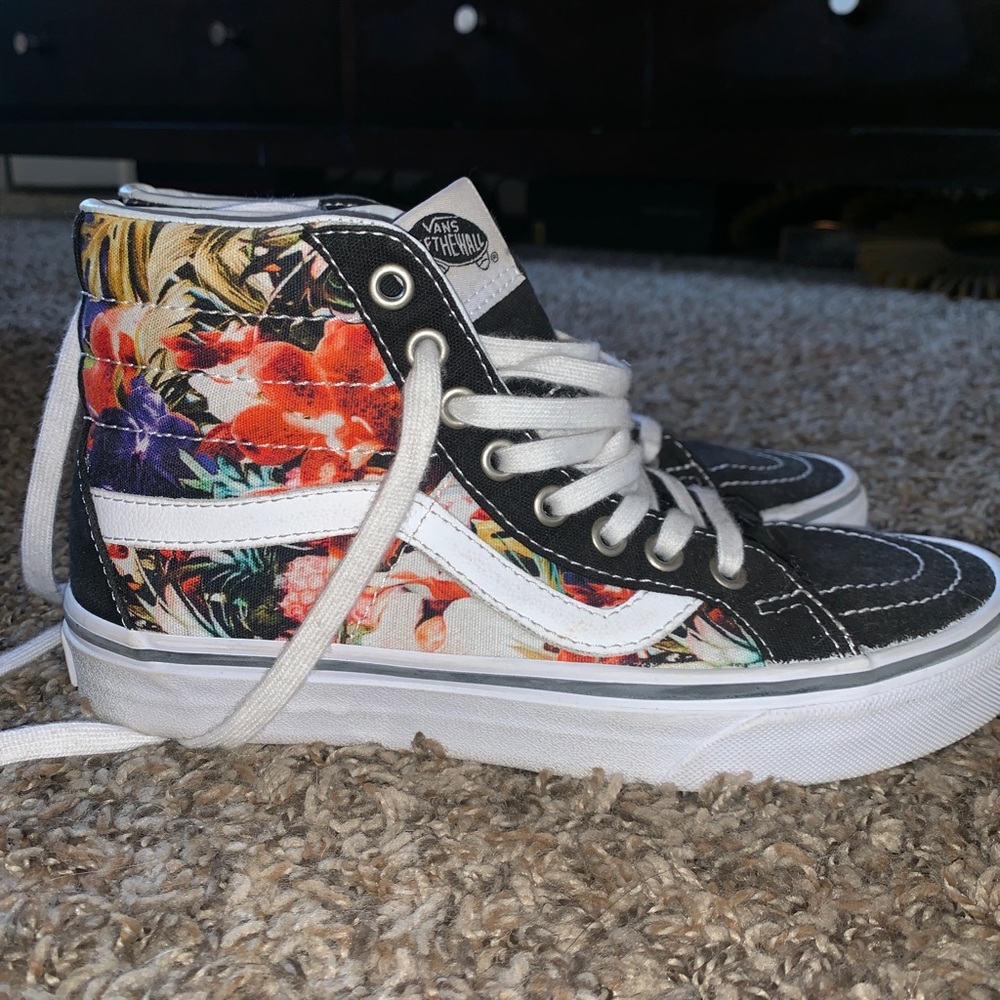 Vans High Tops Size 6.5!